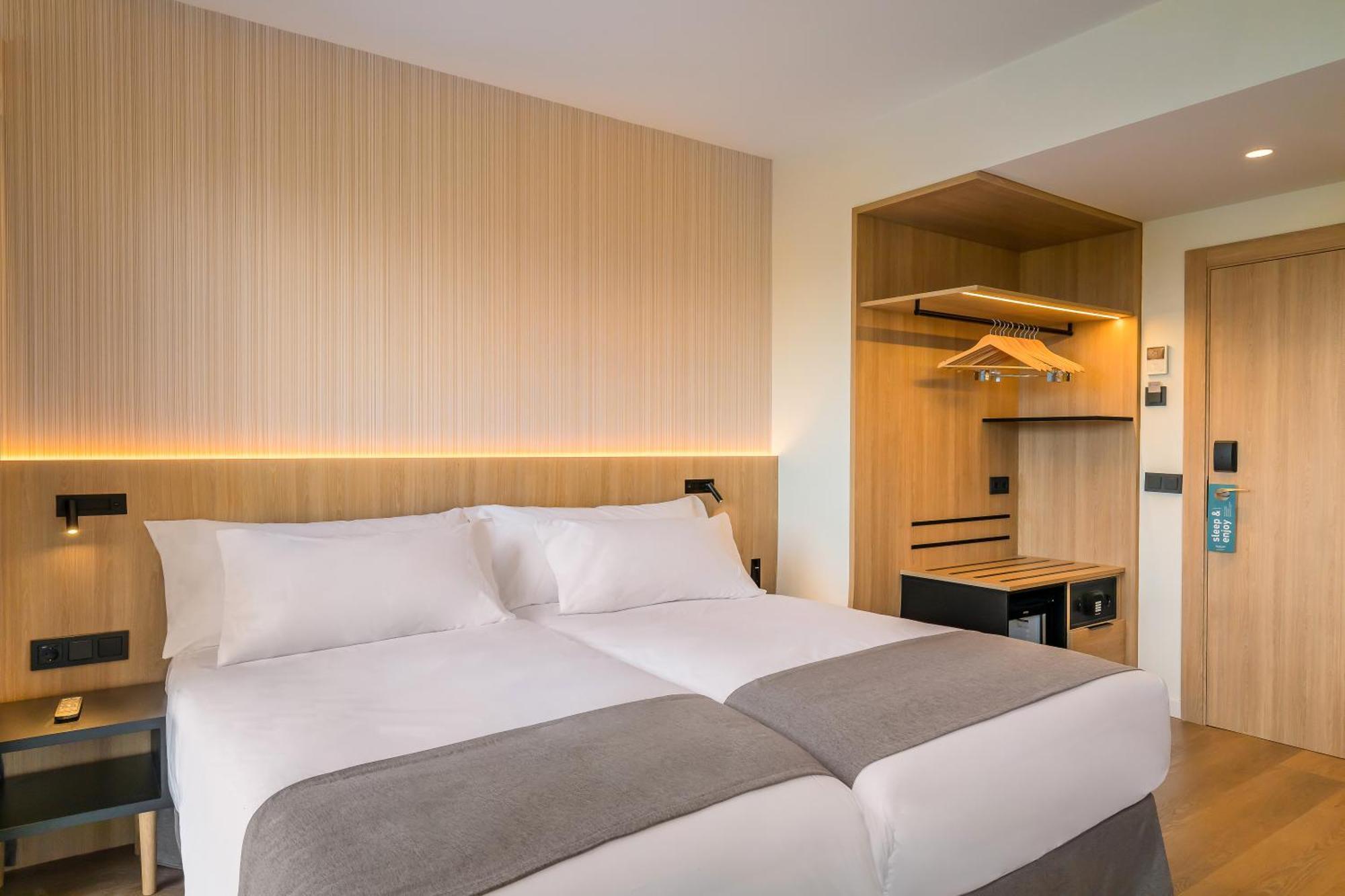 Occidental Pamplona Hotel Ngoại thất bức ảnh