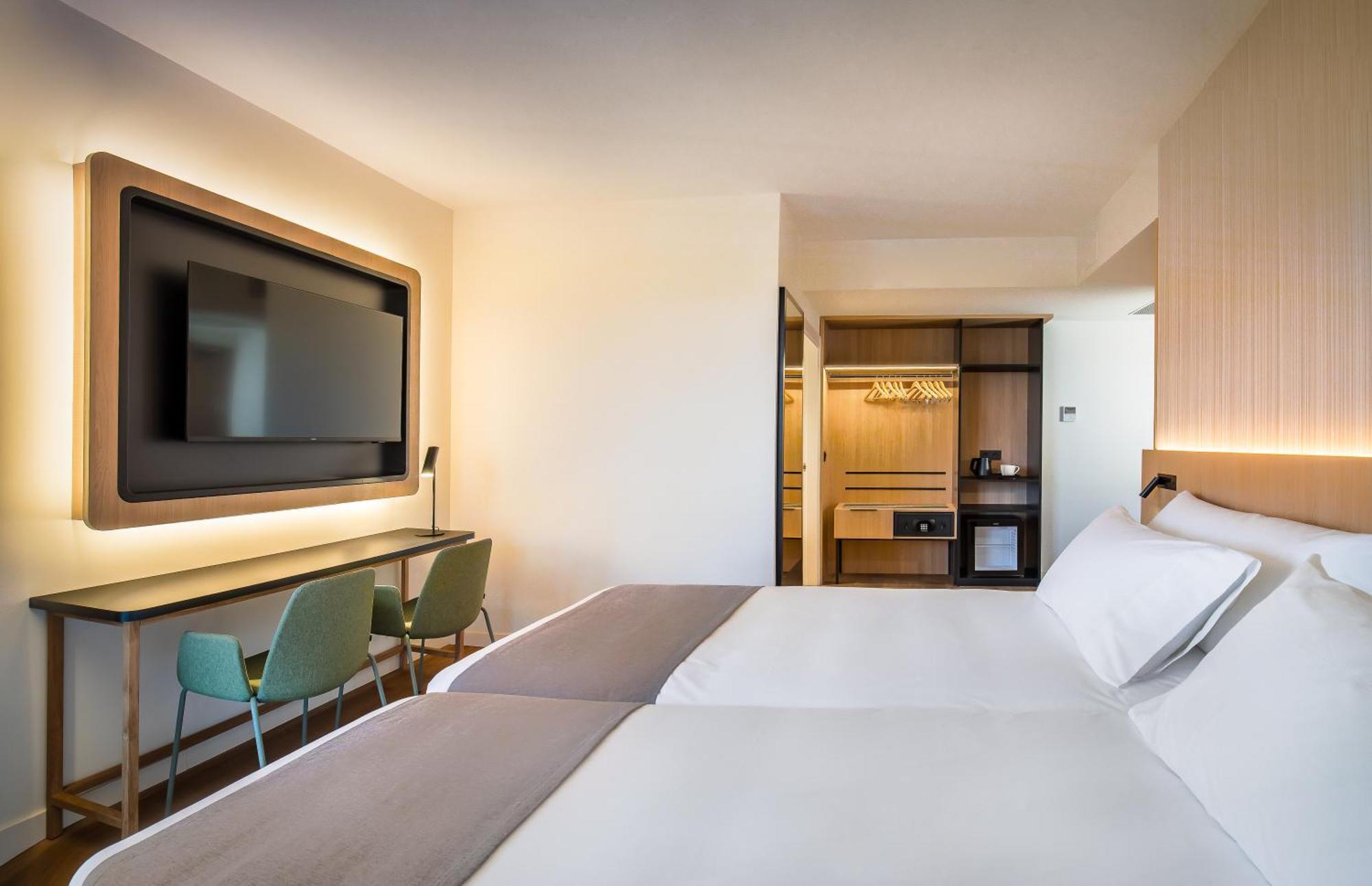 Occidental Pamplona Hotel Ngoại thất bức ảnh