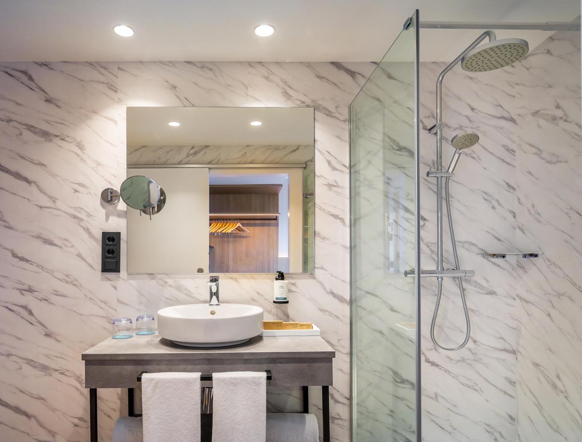 Occidental Pamplona Hotel Ngoại thất bức ảnh