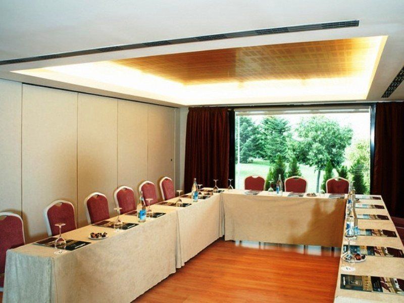 Occidental Pamplona Hotel Ngoại thất bức ảnh